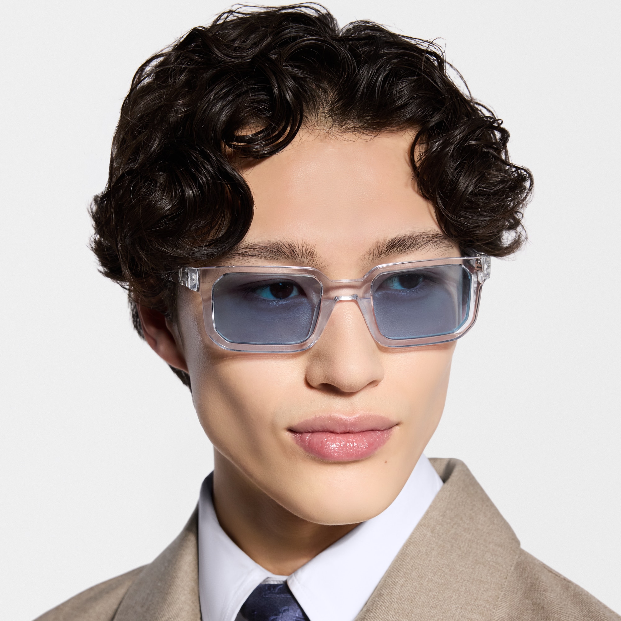 Men's Designer Sunglasses & Luxury Shades | LOUIS VUITTON ®